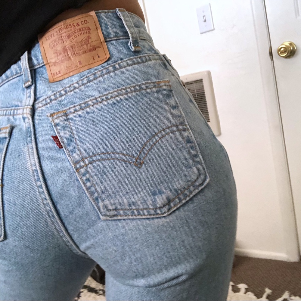 Levi 512 High Waisted Jeans